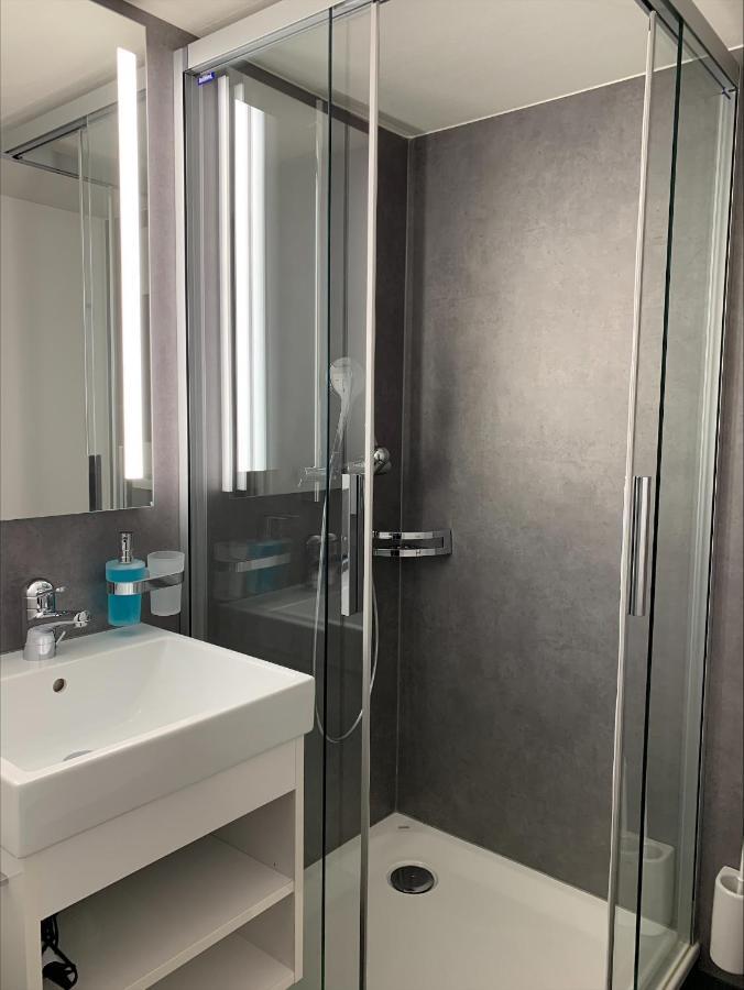 Hotel Engel Am Bahnhof Wädenswil Kültér fotó