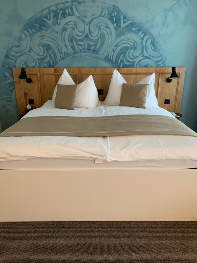 Hotel Engel Am Bahnhof Wädenswil Kültér fotó